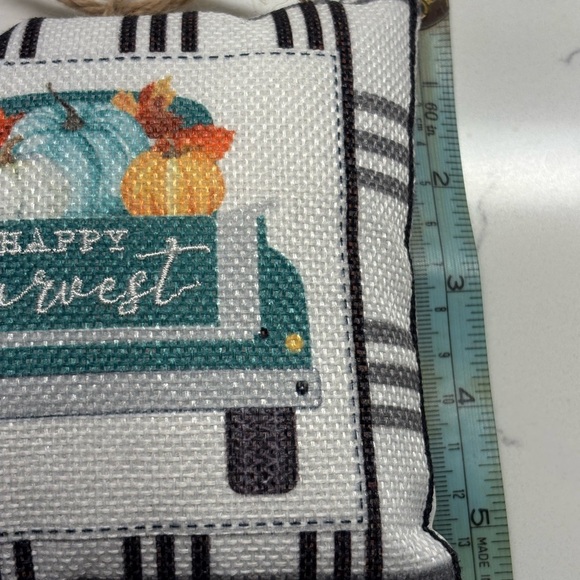 Set of Two Fall Themed Decorative Pillows - Picture 13 of 13